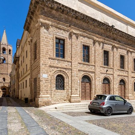 La Finestra Sul Teatro Appartement Alghero Buitenkant foto