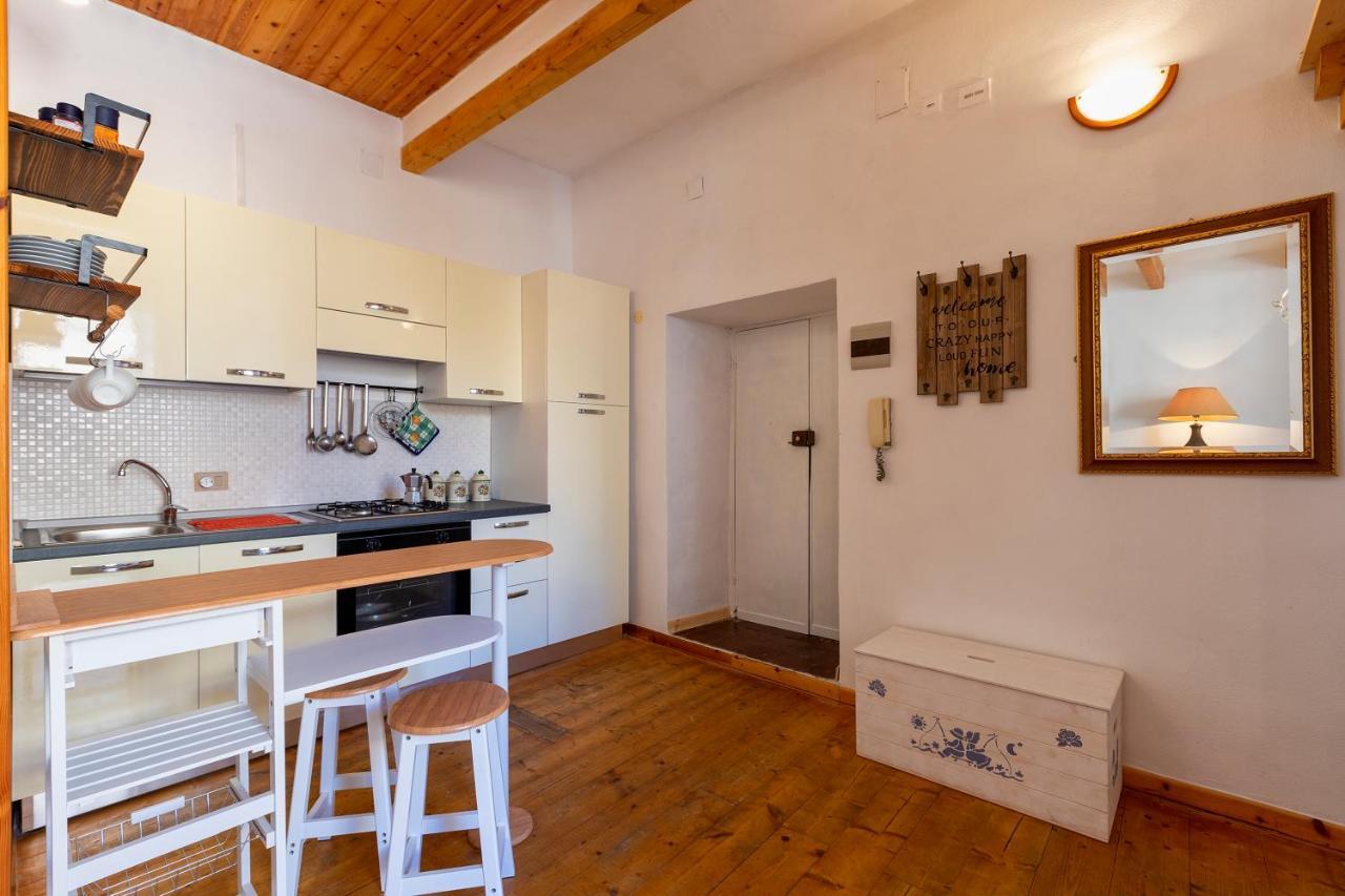 La Finestra Sul Teatro Appartement Alghero Buitenkant foto