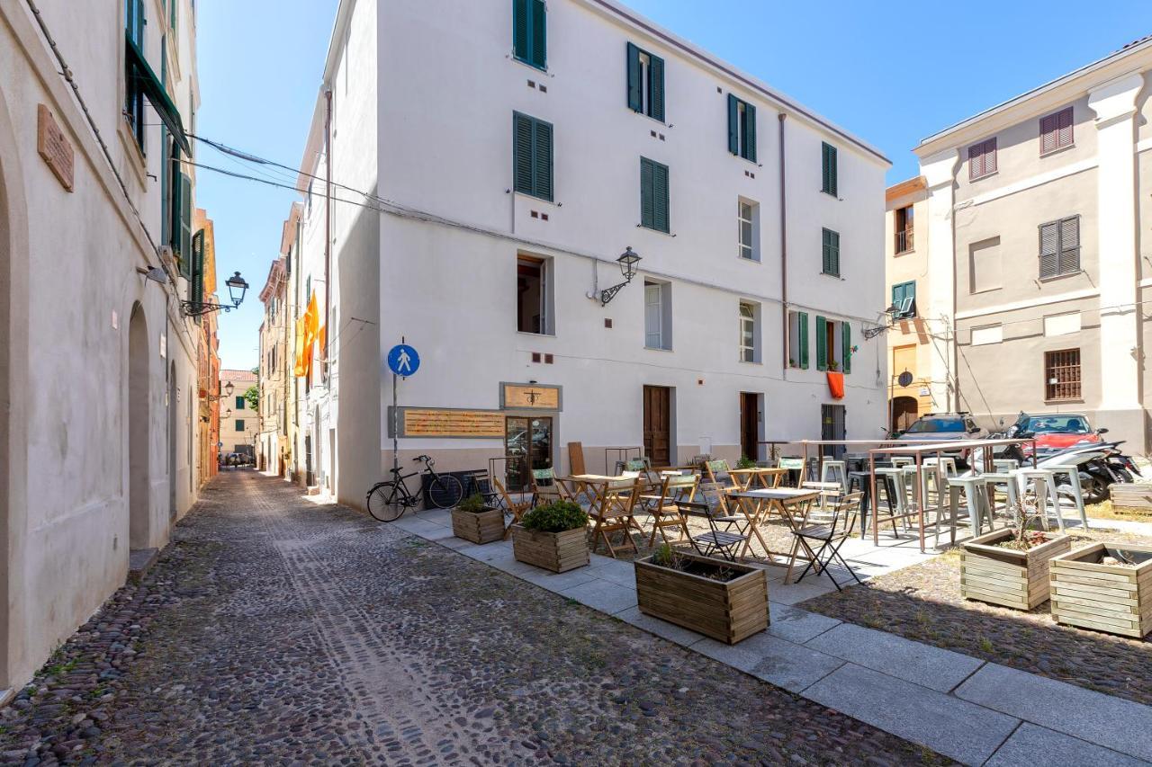 La Finestra Sul Teatro Appartement Alghero Buitenkant foto